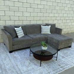*Free Delivery* Gray Macys Sectional Couch Sofa