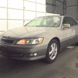 2000 Lexus ES 300