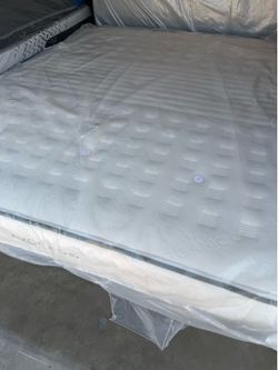 California king size bed mattress avocado extra firm luxury organic green grand luxe Serta Sealy beautyrest black hybrid world class Purple restore re