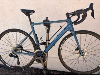 2022 Fezzari Empire Elite Carbon Road Bike - Shimano 105 Di2 - [Size M] - Excellent Condition