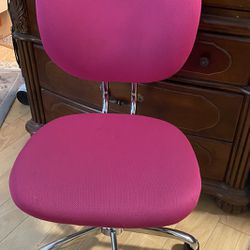 Pretty In Pink office chair 