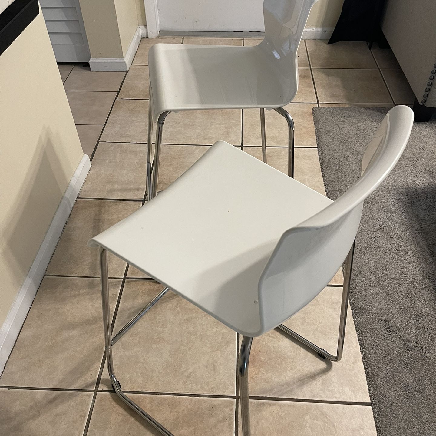 Bar stool, white/chrome plated, 26 "