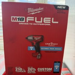 Milwaukee M18 Fuel Impact Wrench