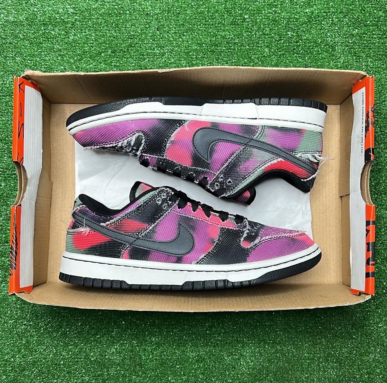 Dunk Low Premium “ Graffiti “