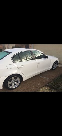 2006 BMW 525i