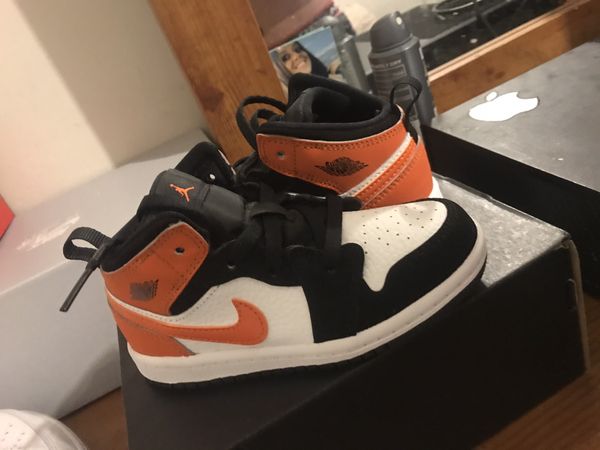 Jordan 1s Shattered Backboard (Toddlers size 9c) for Sale in Philadelphia, PA - OfferUp
