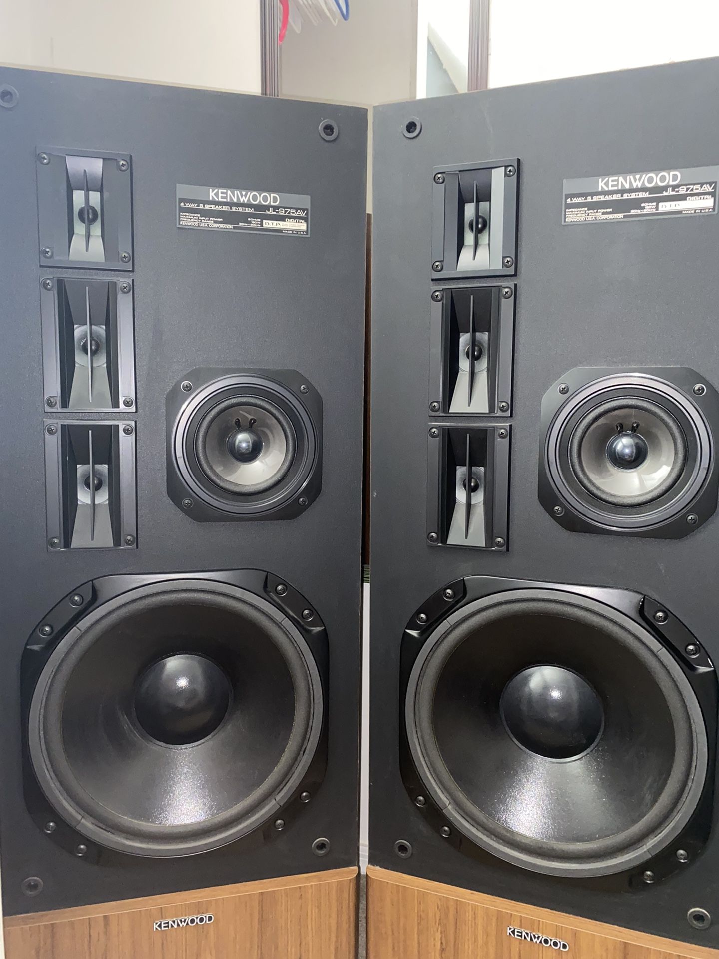 Kenwood JL975AV vintage 4way floor standing tower stereo speakers 1989 for Sale in Maricopa