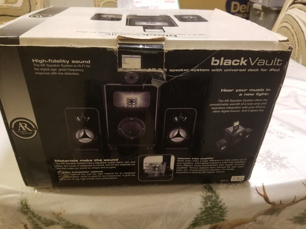 AR4131 blackVault 2.1 vacuum tube speaker system with iPod dock