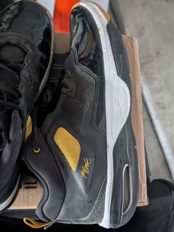 Air  Jordon "stay loyal