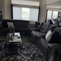Reclining Couch 