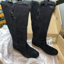 Black Boots Size 7