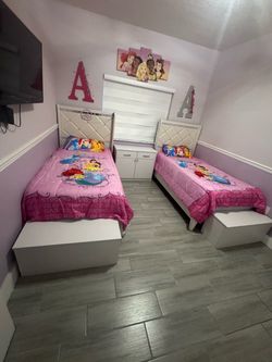 2 twin bed sets