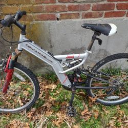 Bike 24 Inch Tires .Needs Oil And Fixing Up .Pick Up In Selden..Price Is $10