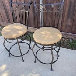 2 Bar Stool Chairs 
