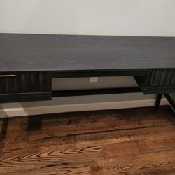 Scalloped Wood Desk (Black) 