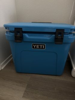 Yeti Rolling Cooler