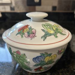 Vintage Asian Covered Soup/ Rice Pot