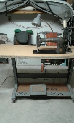 Industrial sewing machine