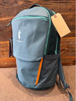 Cotopaxi Allpa 26L Travel Backpack – Blue Spruce/Abyss – NEW