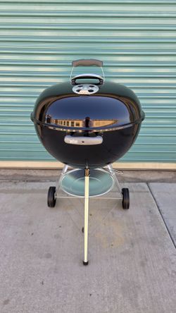 Weber 22" Kettle Bbq Grill New W/ Box And Extras