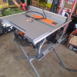 RIDGID CORDED TABLE SAW  10 IN WITH STAN 