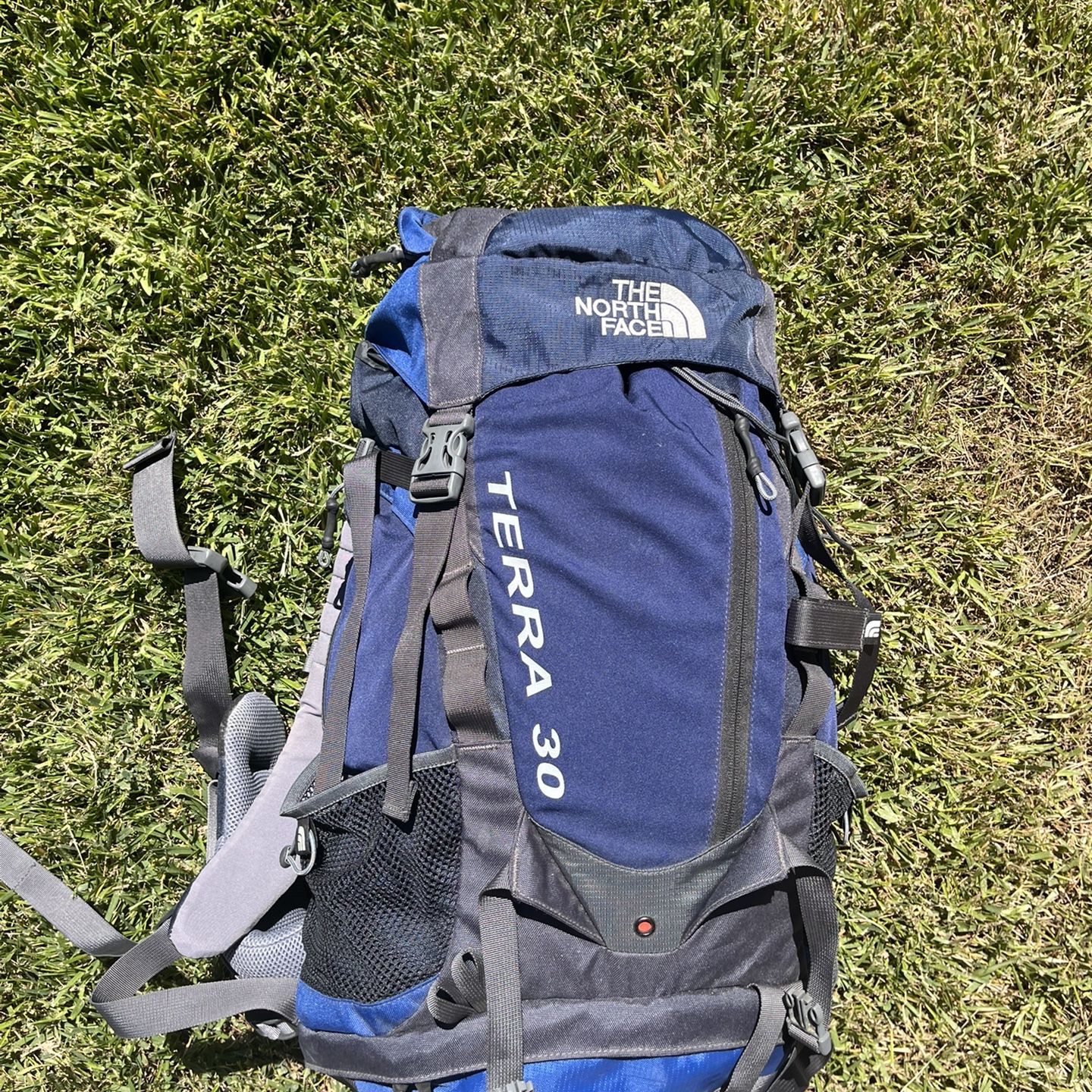 patagonia transport bag 26l Transport Shoulder Bag 26L  Patagonia Worn Wear