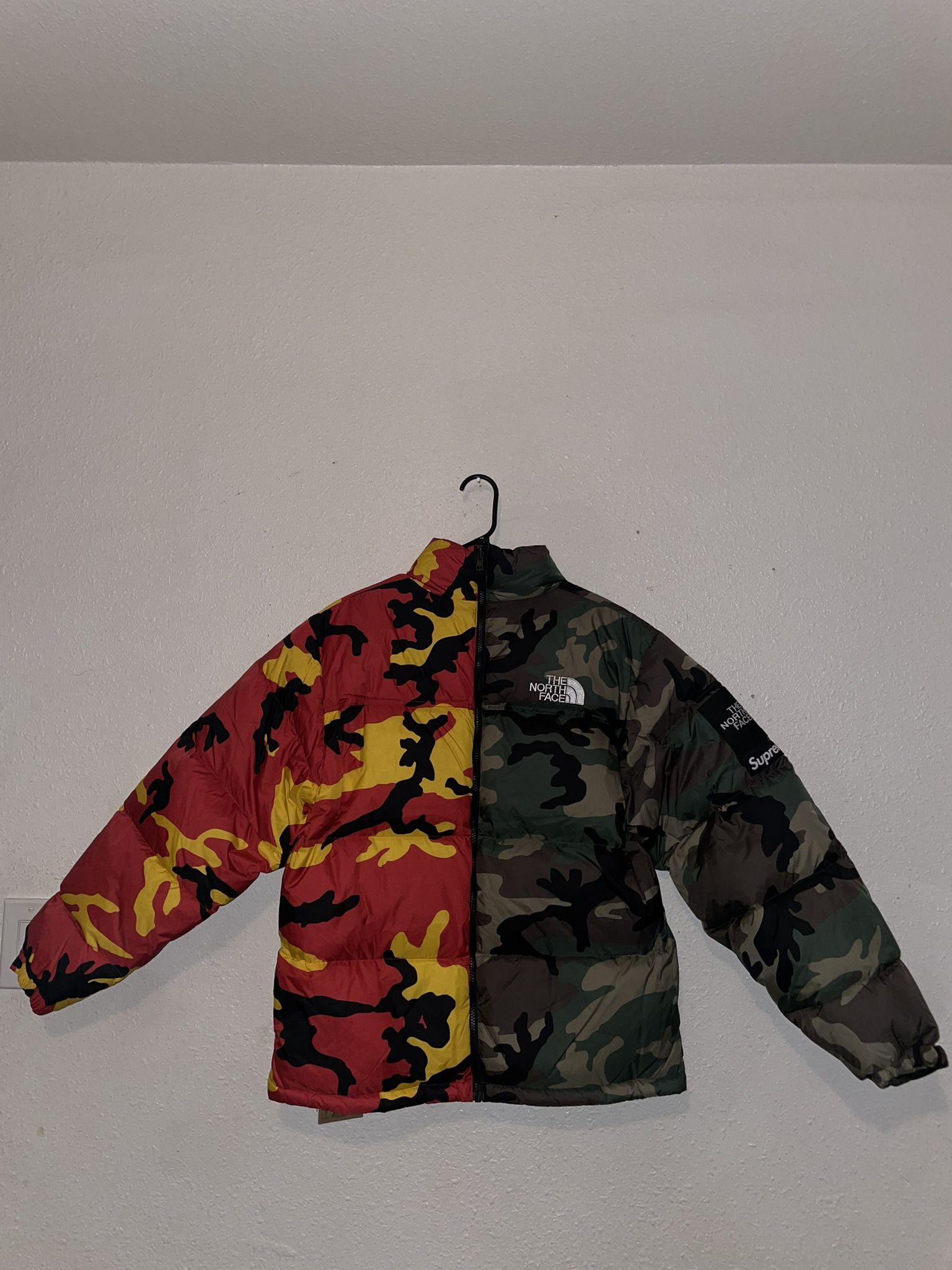 Supreme The North Face Split Zip Nuptse Puffer Jacket