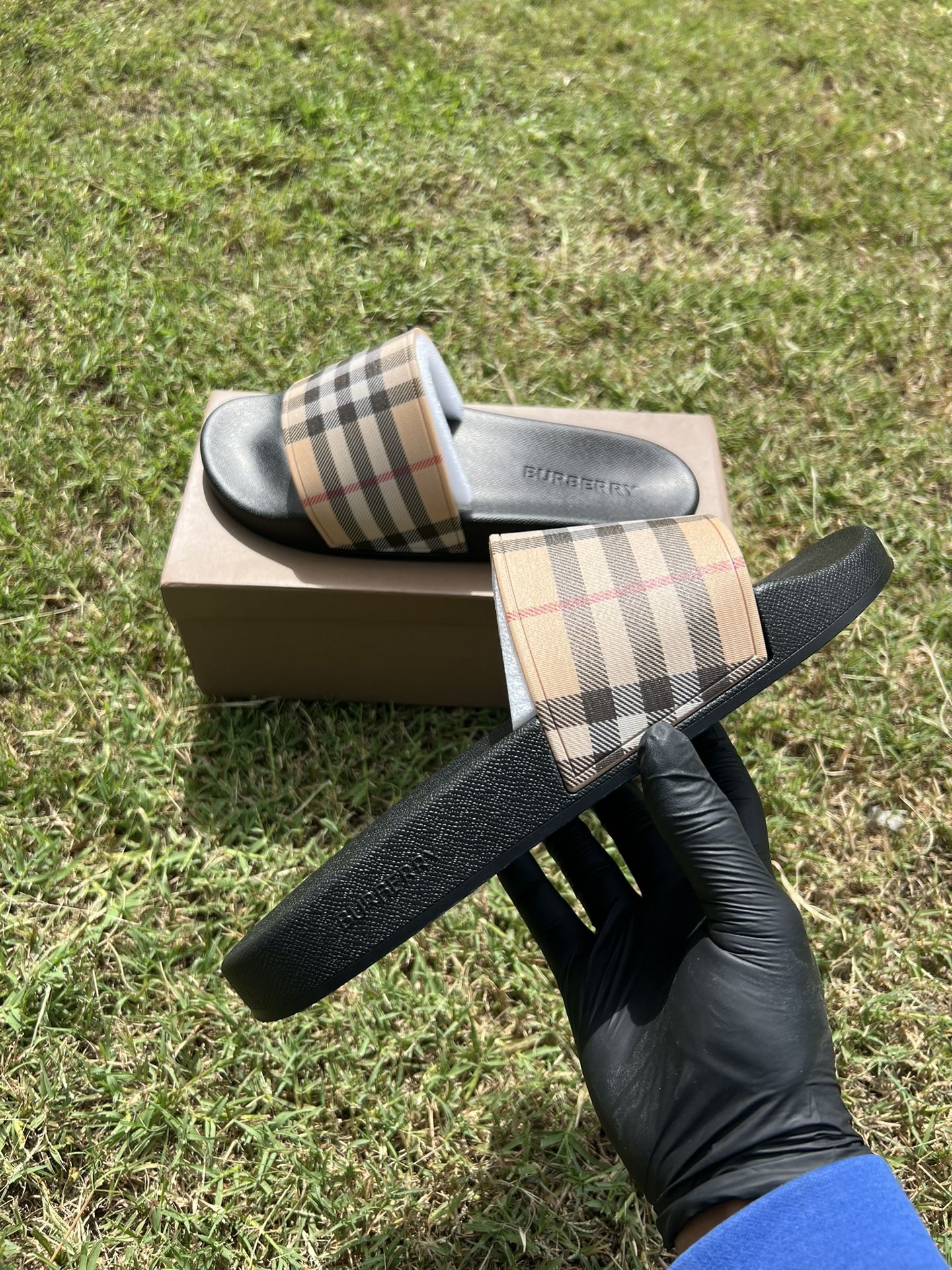 Burberry Vintage Check slides