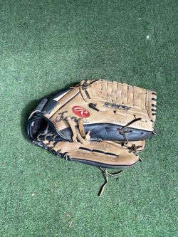 Rawlings 13” big leather baseball glove RHT