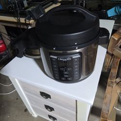 ​Crock-Pot 8qt Express Crisp Pressure Cooker & Air Fryer