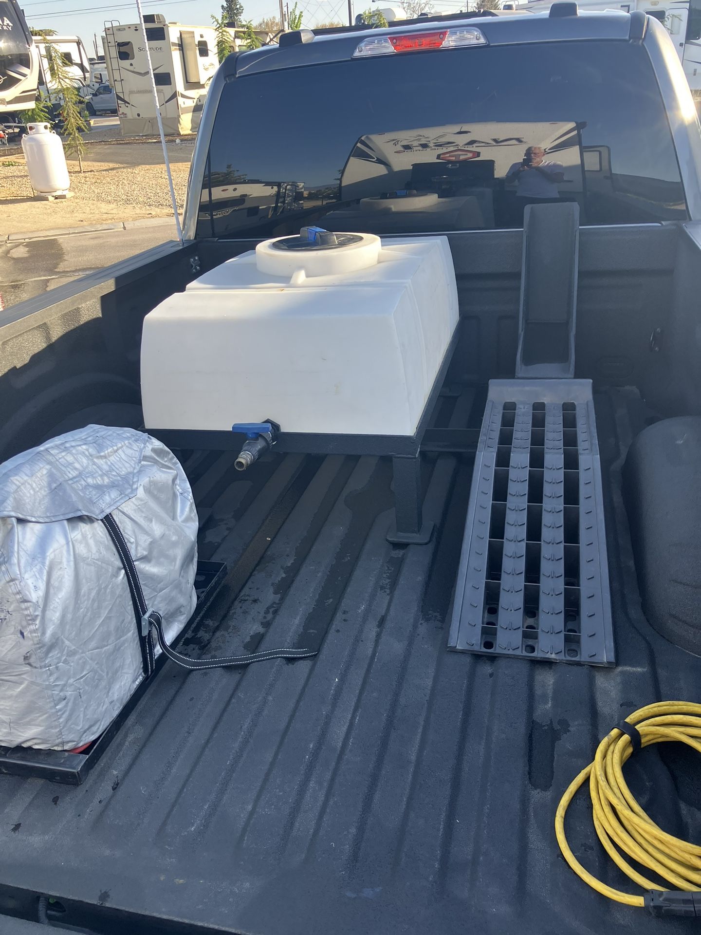 Water Tank 25 gallons, Motorcycle Chalk