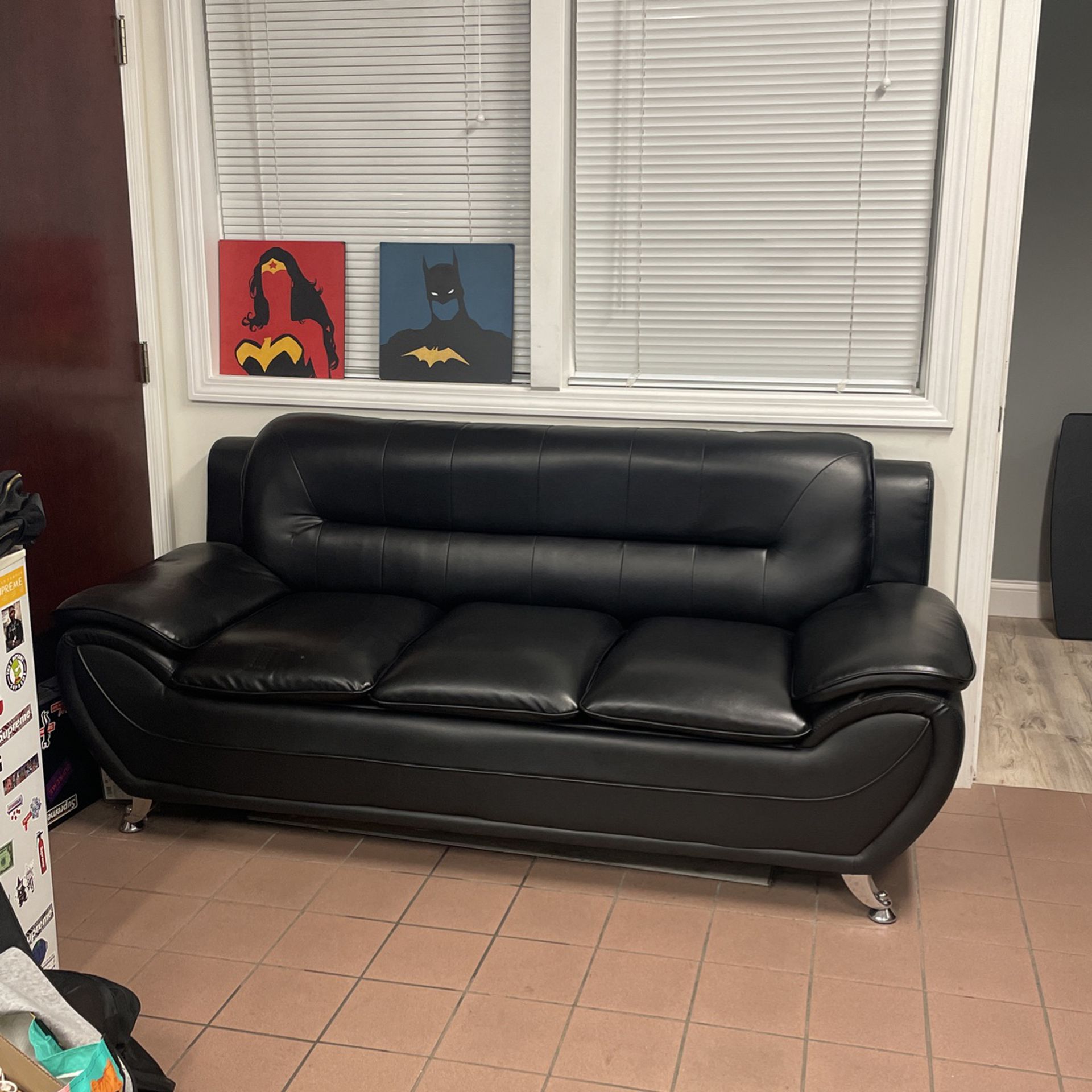 Black Lounger/ Sofa - Free (must Be Picked Up Today 5/16)