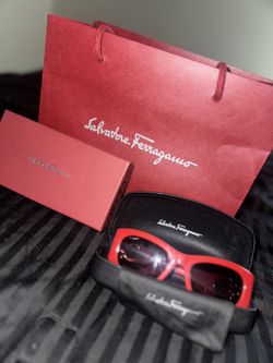 red ferragamo glasses