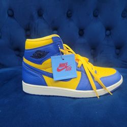 Jordan 1 Retro High OG
Reverse Laney (Women's)