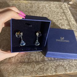 Women’s Swarovski brand Crystal Drop Earrings