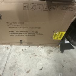 General Electric Wall Vent Hood/CAMPANA DE VENTILACIÓN DE PARED