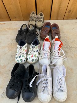 Shoes size 8c