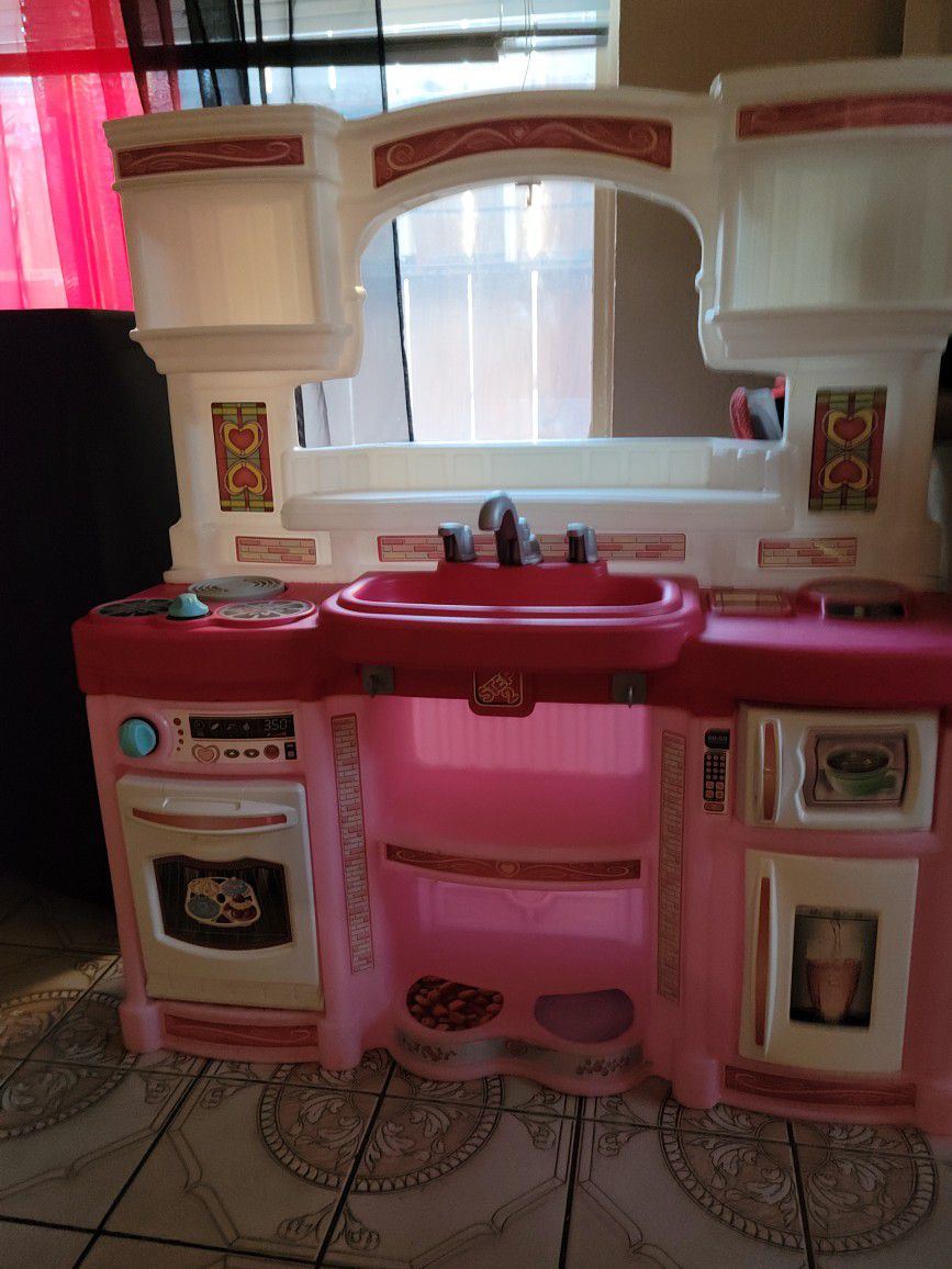Kids Kitchen With Shopping Cart