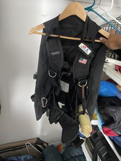 Zeagle Xplor Scuba BCD - Size Adult Small/Medium