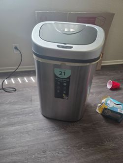 Ninestars motion sensor trash can