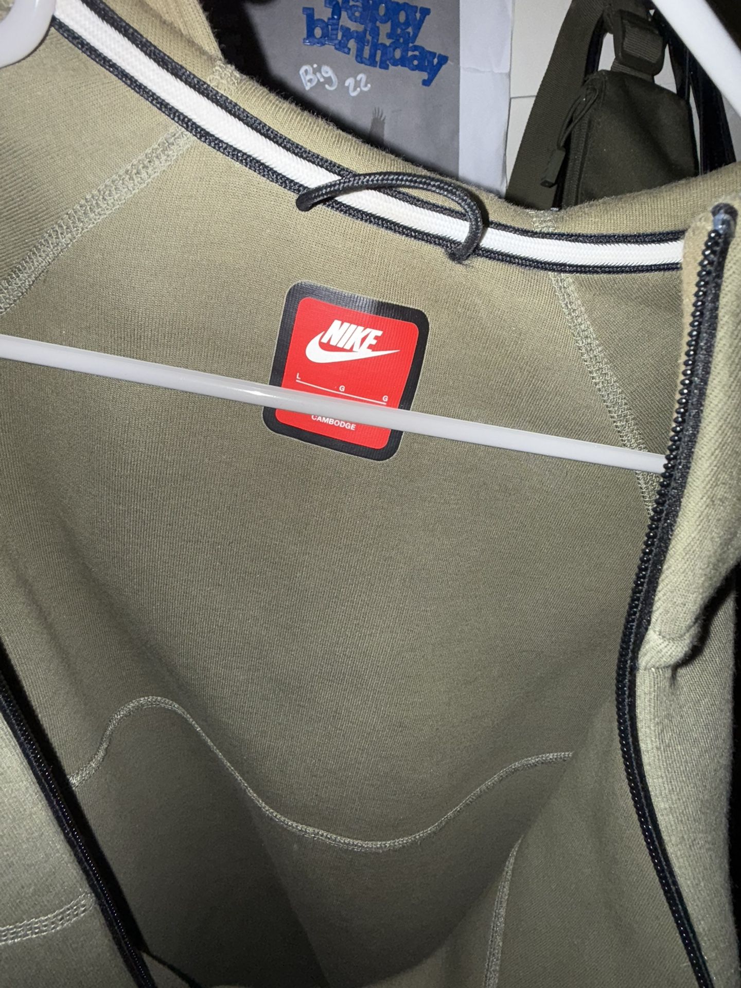 Nike Tech Sweater