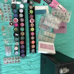 Nail Supplies 