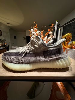Adidas Yeezy Boost 350 V2 Sneaker