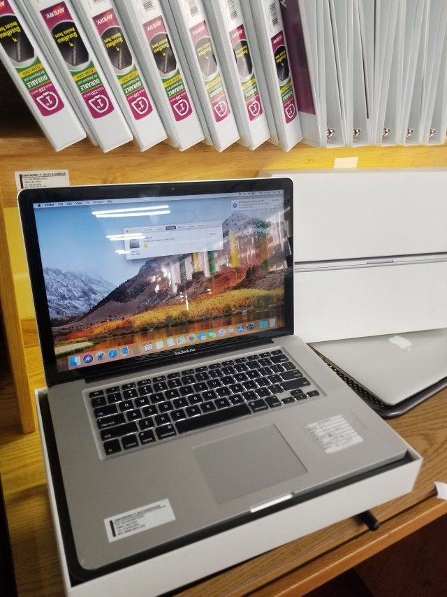 MACBOOK PRO 15 INCH CORE i7 WITH 16G MEMORY (SHOP64)