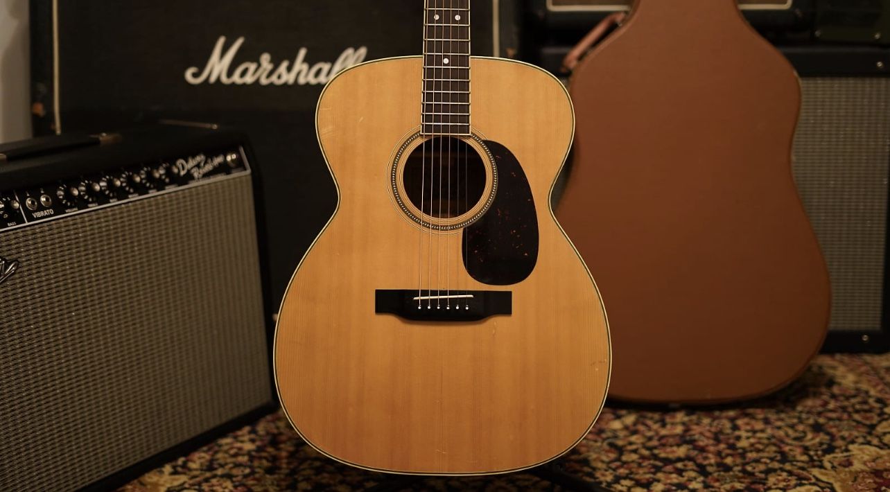 Alvarez 5014 1970's Natural OM/000 size acoustic. Made in JAPAN