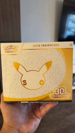 Pokémon elite trainer box 30th celebration