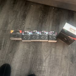 Bose Headphones And Ear Buds 