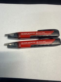 Milwaukee voltage detectors