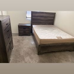 Queen Bedroom Set 