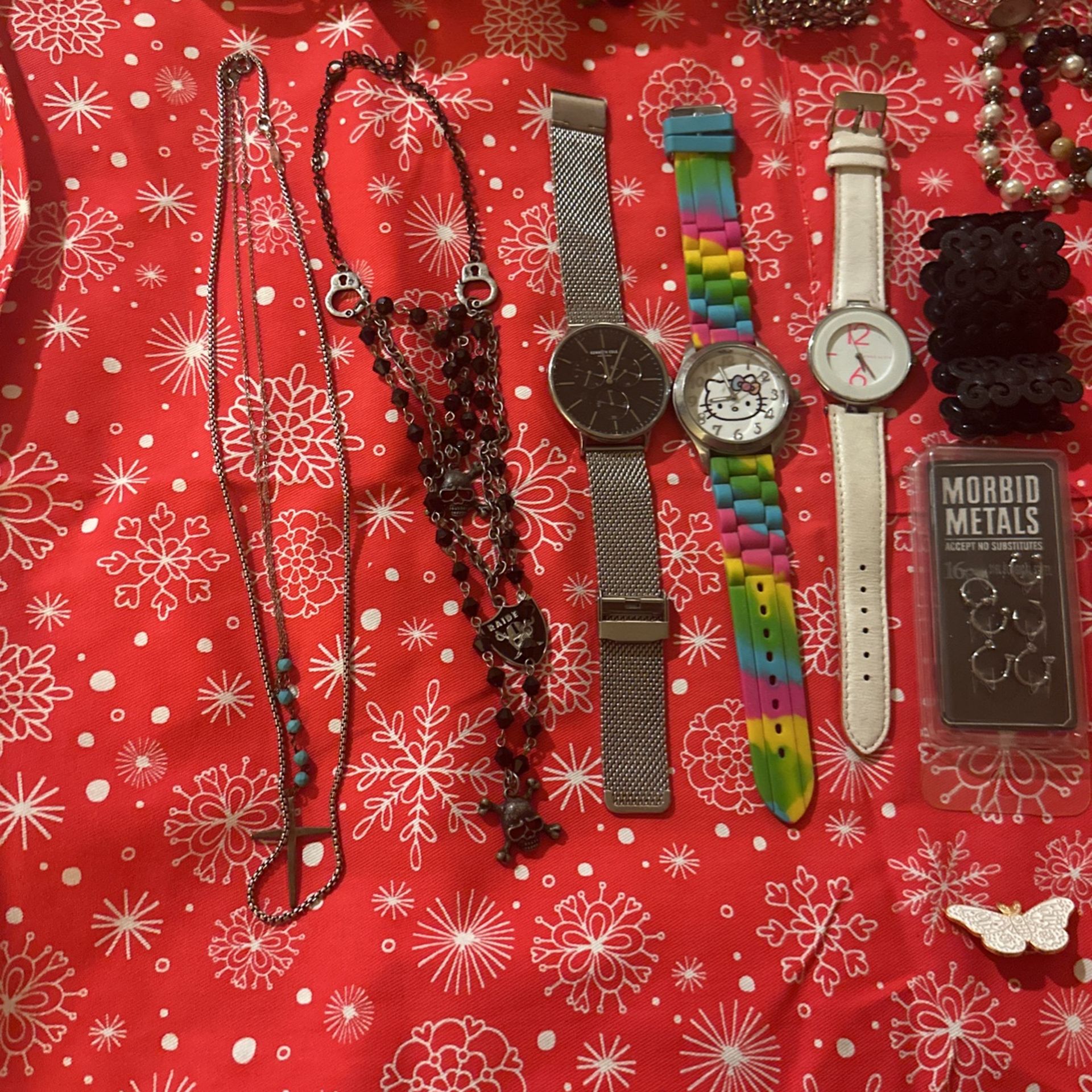 Used jewelry Chains, Bracelets Watches & Gold rings